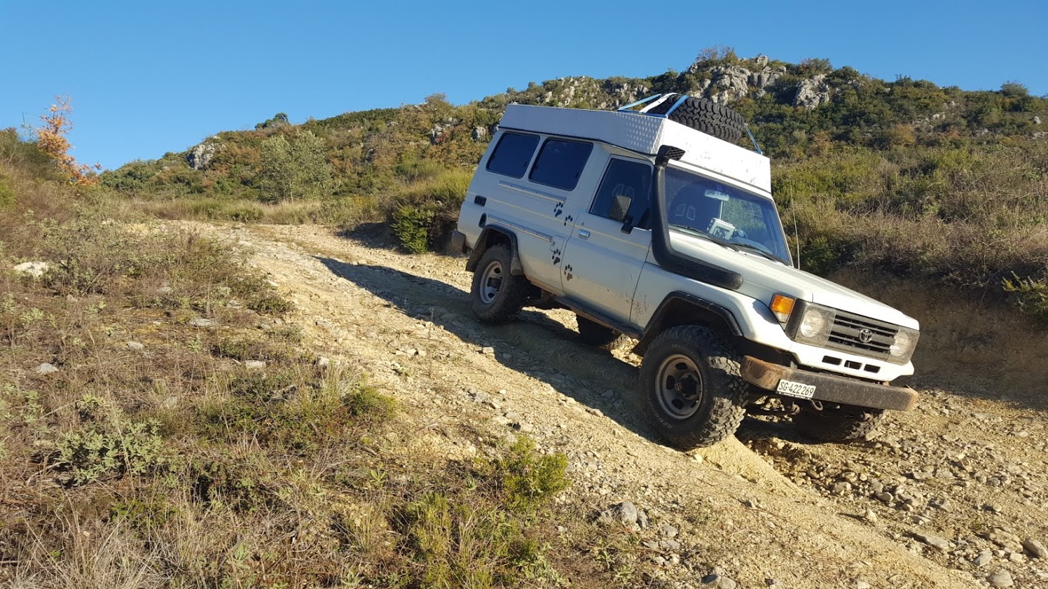 Toyota Landcuiser HZJ75 Buschtaxi mit Hubdach