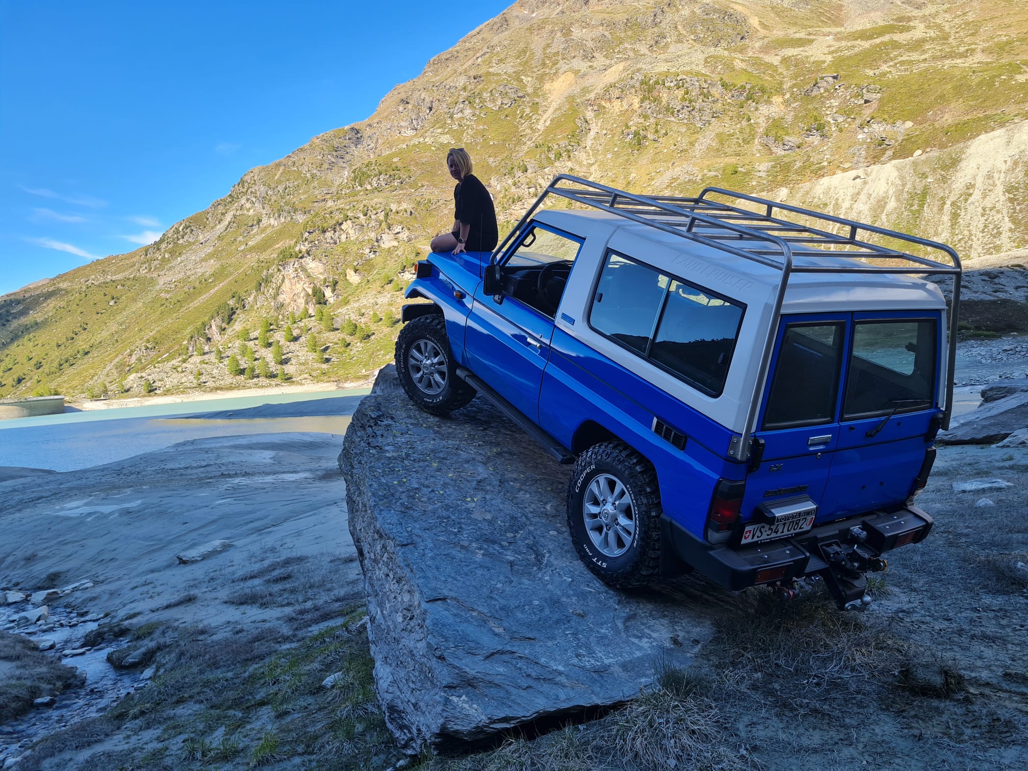 Toyota Landcruiser HZJ 74 FRP TOP