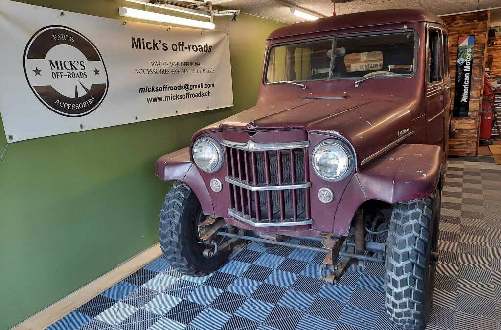 WILLYS STATION WAGON 1954