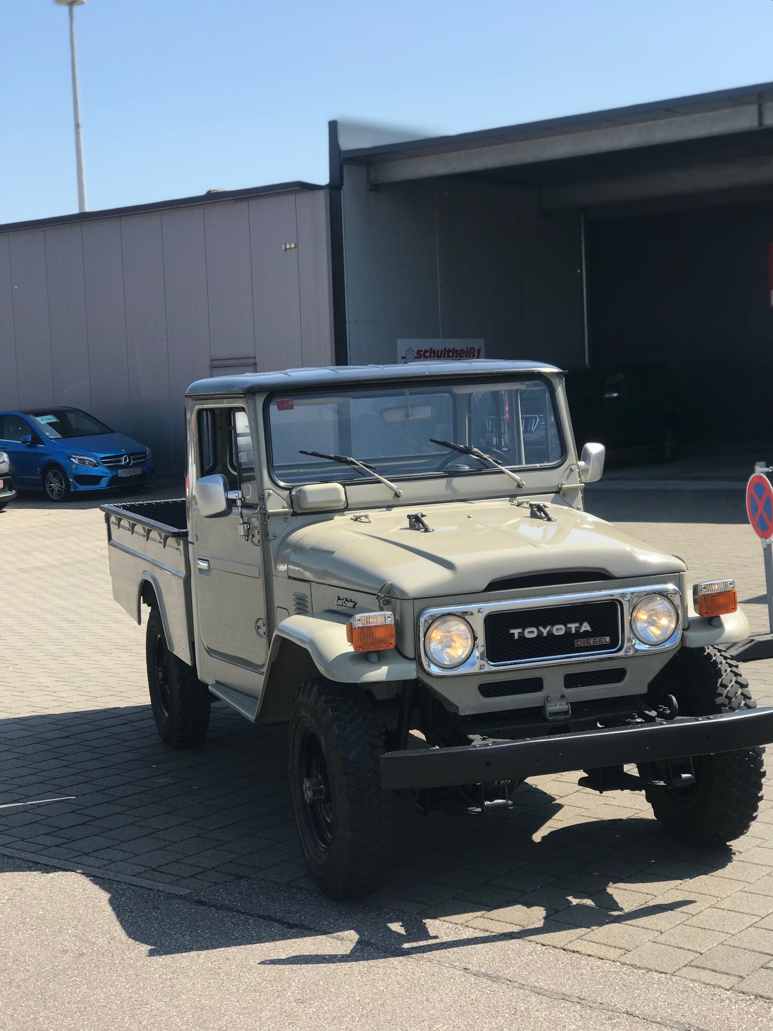 Landcruiser HJ 45 besser als Geld auf der Bank