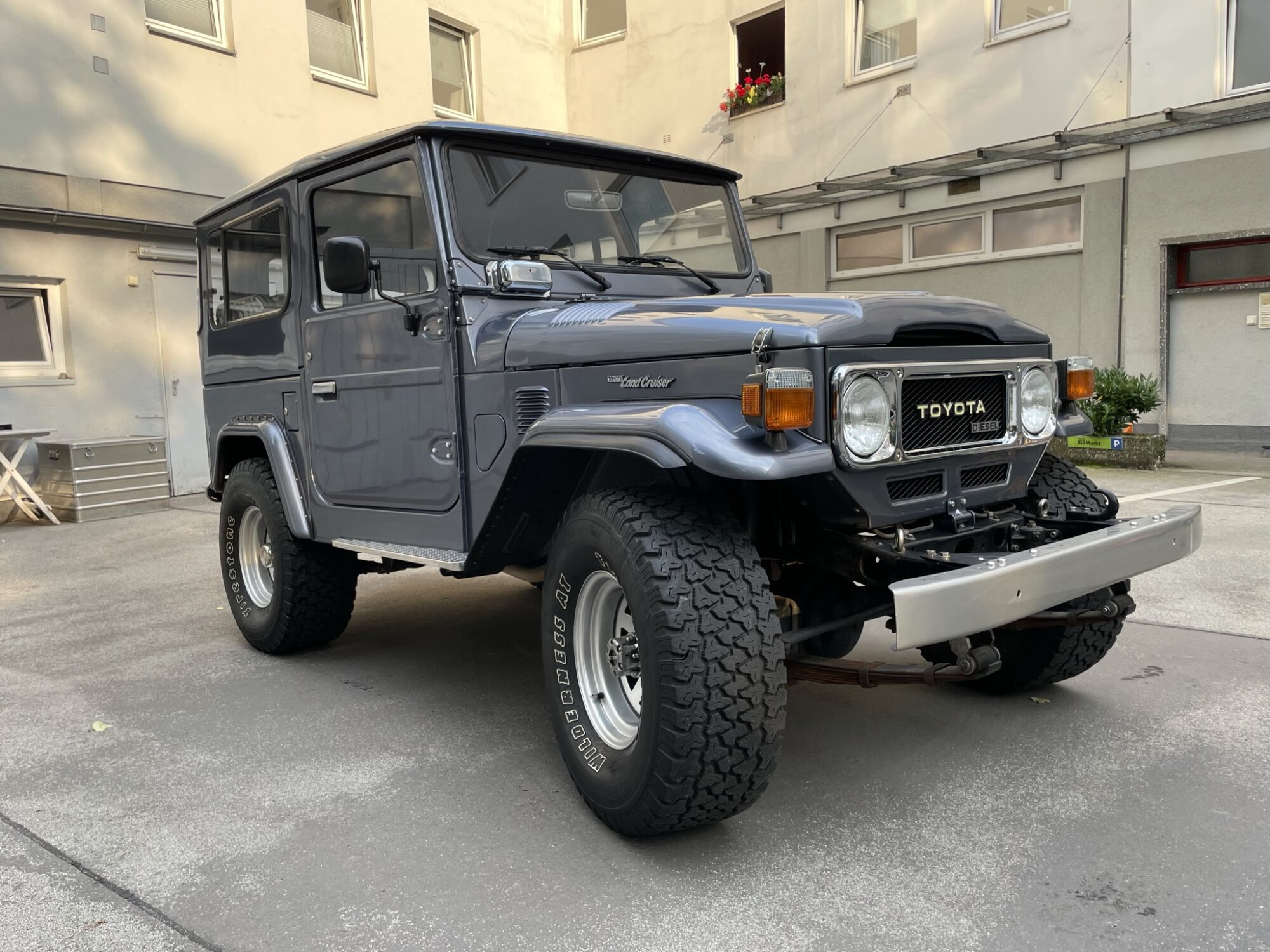 Toyota Landcruiser BJ42