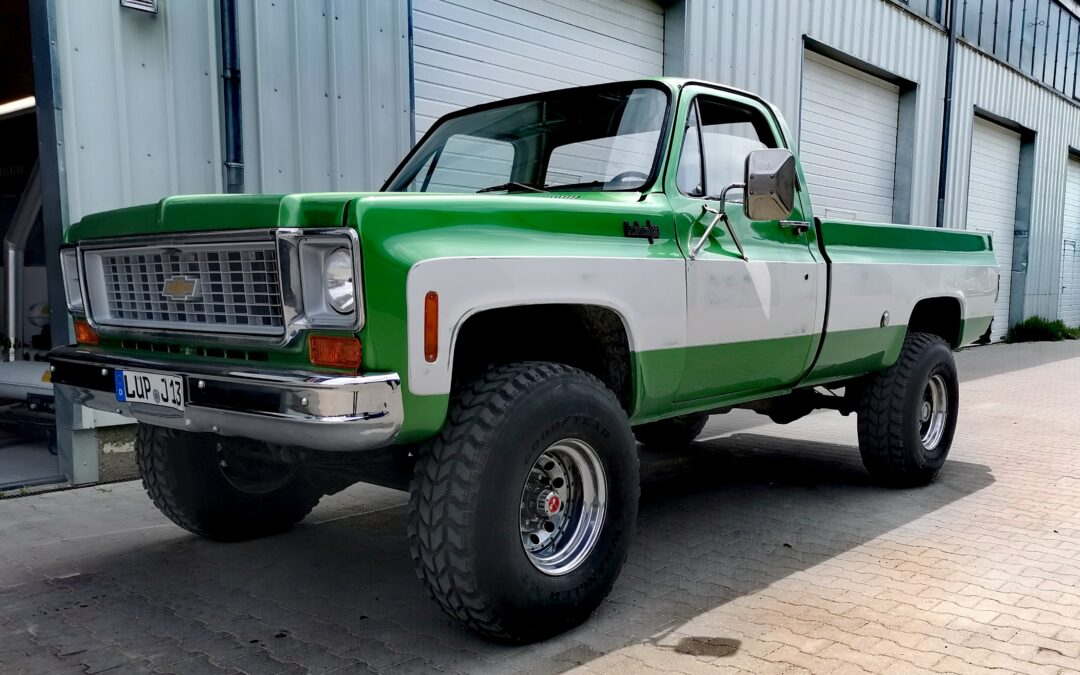 Chevrolet k20 pick up V8 4×4
