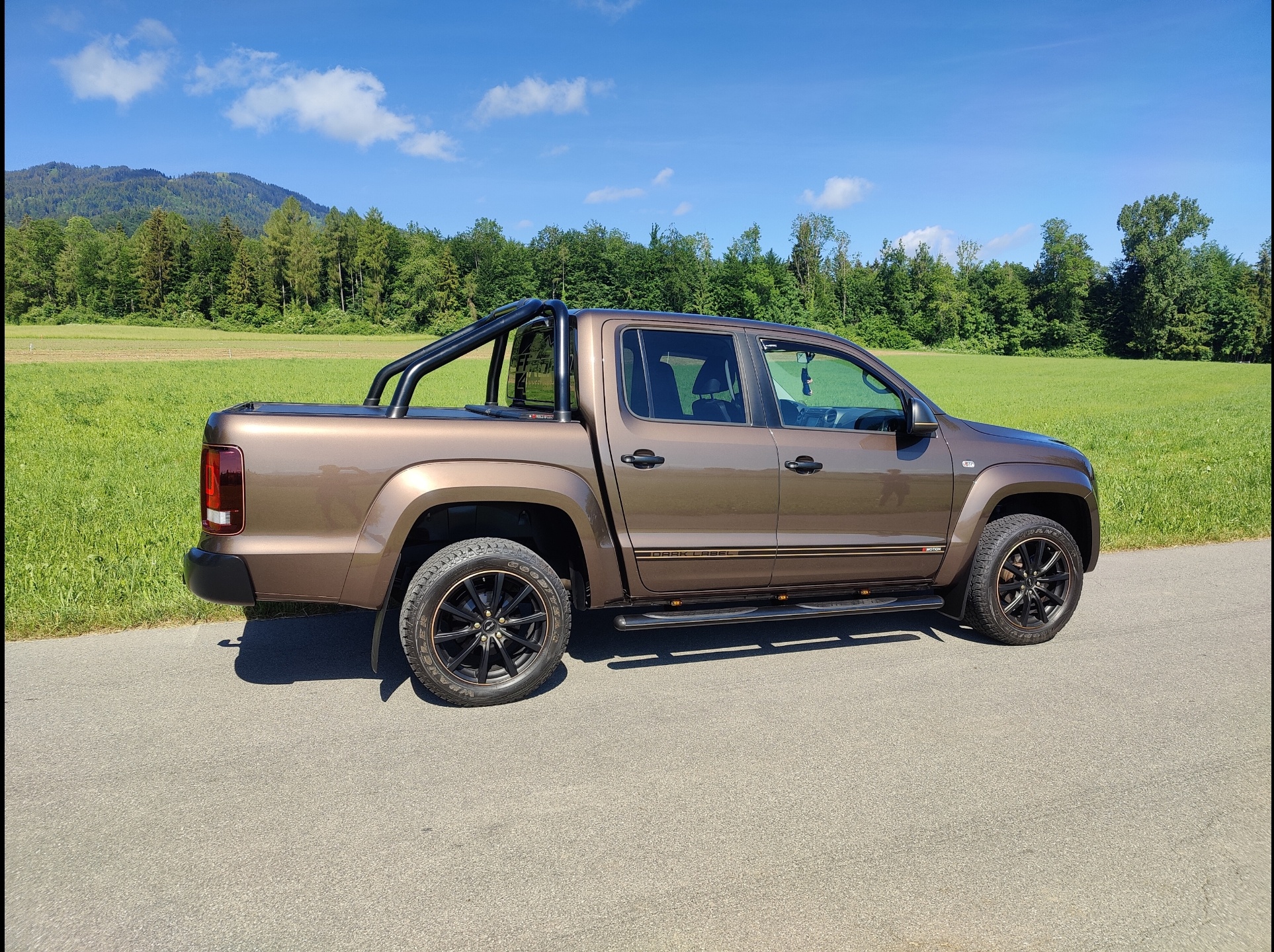 Neuwertiger VW Amarok Dark Label