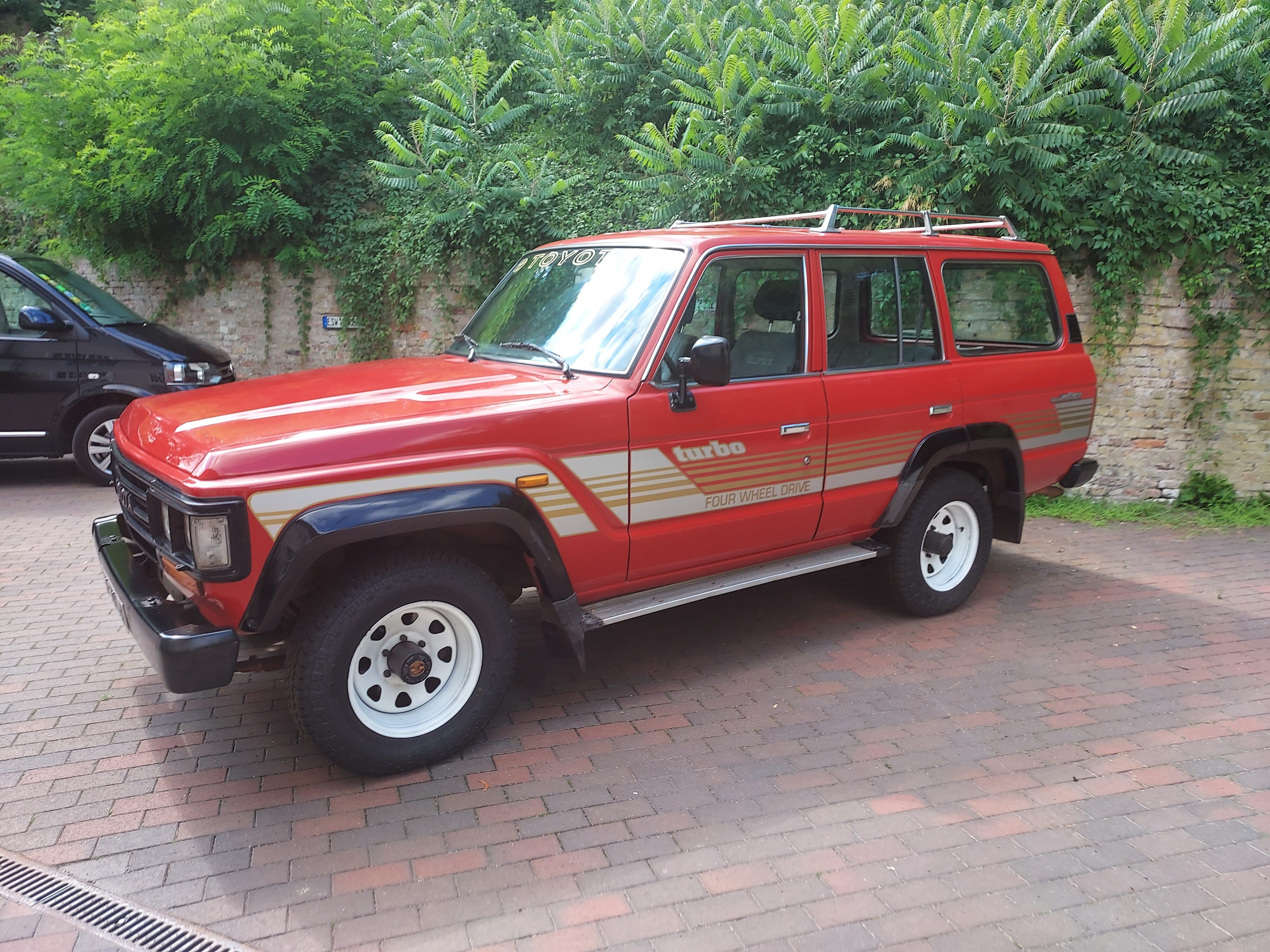 Toyota HJ61 Land Cruiser in unglaublichen Originalzustand