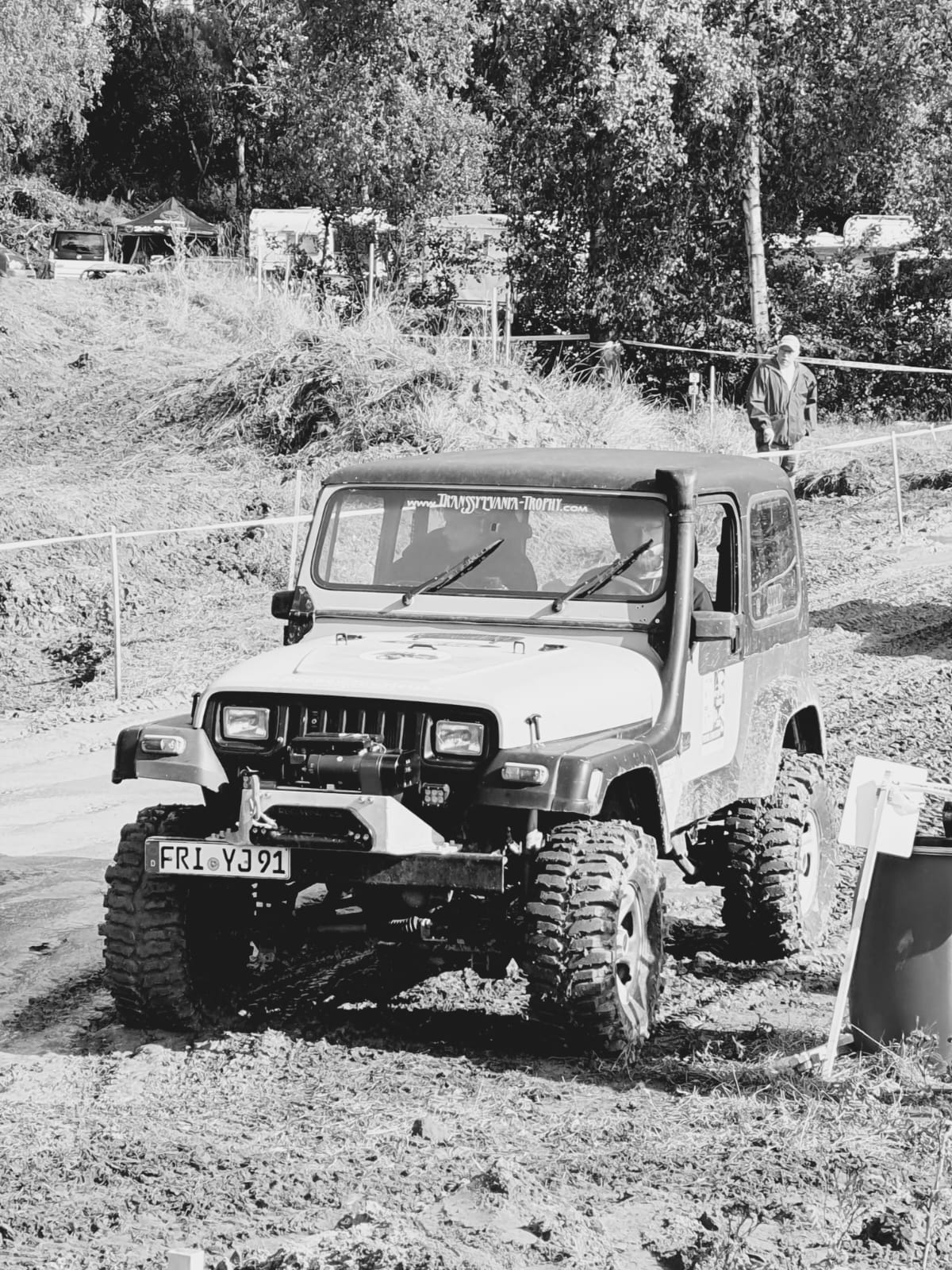 Jeep Wrangler YJ 4,0 (ohne Seilwinde)