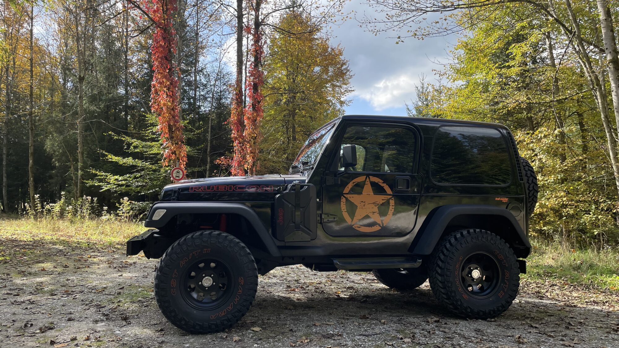 Jeep Wrangler 2 / TJ 4.0 6 Zyl Edelstück – Umbau, restauriert, rostfrei, offroad