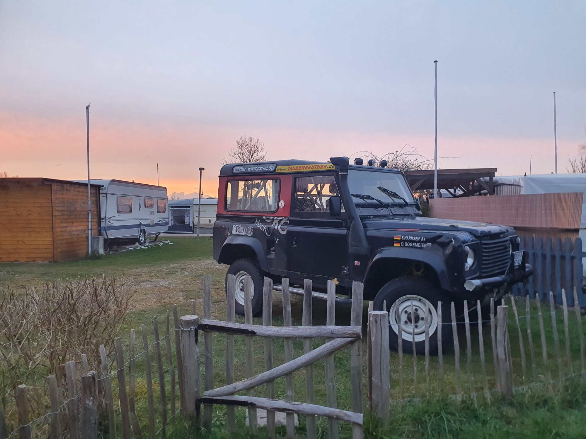 Landrover Defender 90 ehm. Rennauto