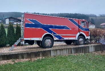 Mercedes Benz 1017 4×4
