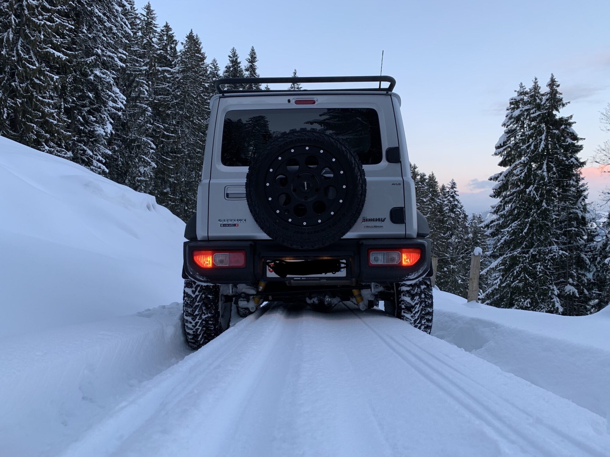 Suzuki Jimny 1.5 Avus Edition 4 Plätzer mit viel Zubehör