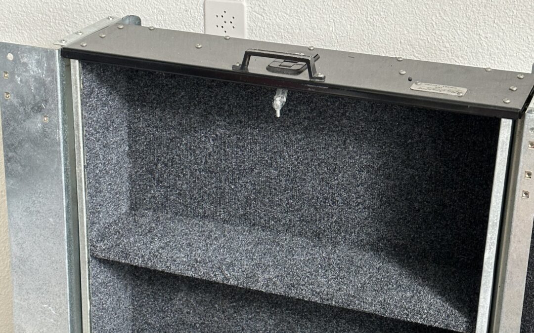 Schwerlastschublade BIG COUNTRY mit Seitenfächern Radkastenaufbau