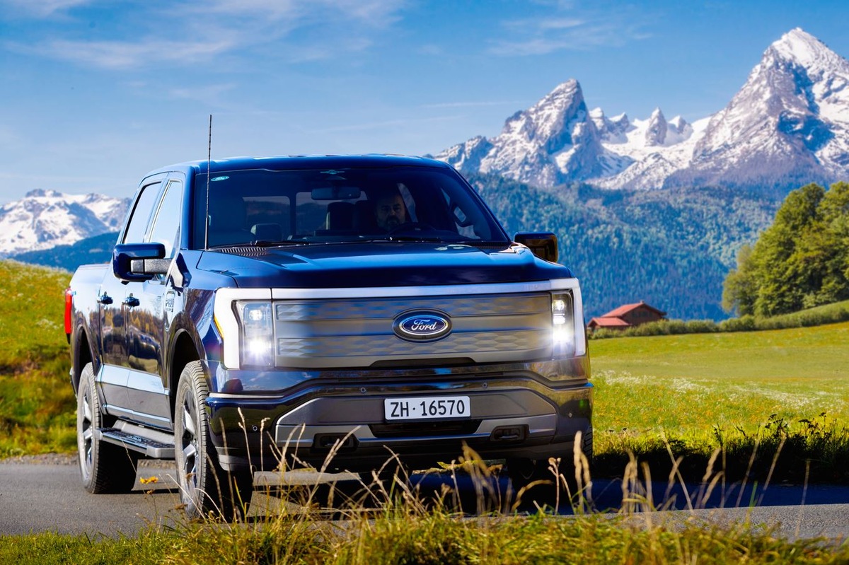 Der-Ford-F-150-Lightning-kommt-in-die-Schweiz