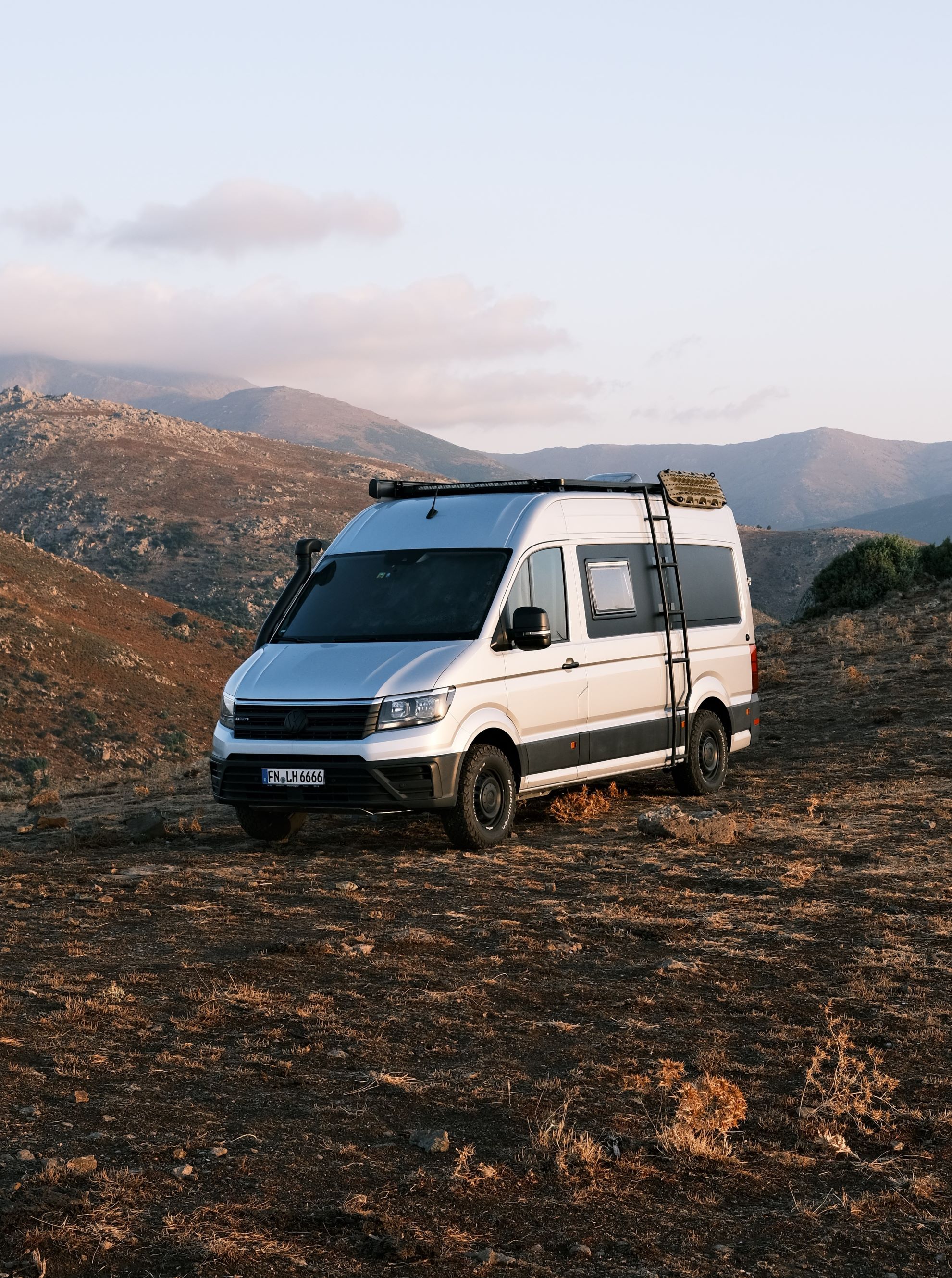 VW Crafter 4Motion. Mountainbike, Outdoor & Adventure Van.