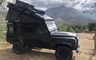 Land Rover Defender 110 TD4 Wohnmobil mit Ex-Tec Hubdach
