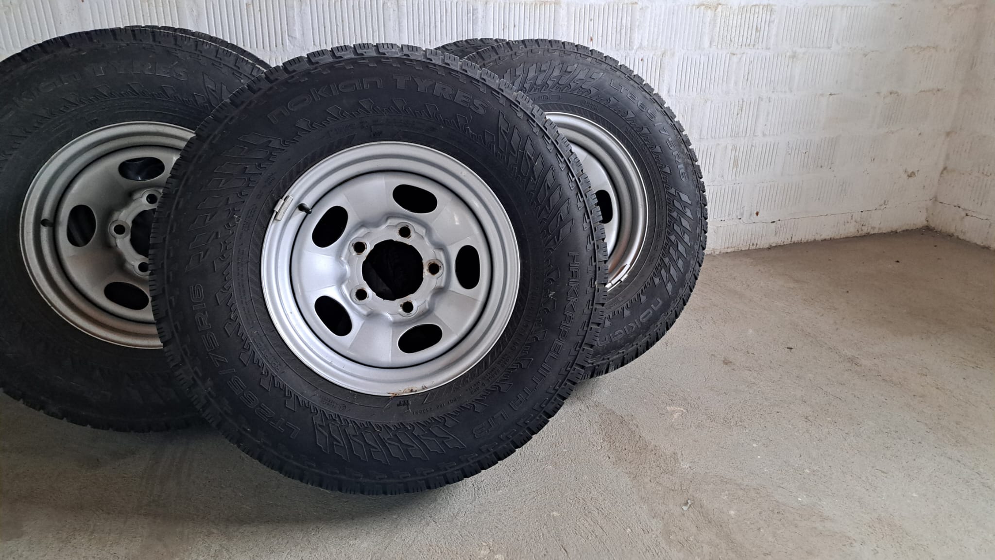 Räder zu Toyota HZJ 79