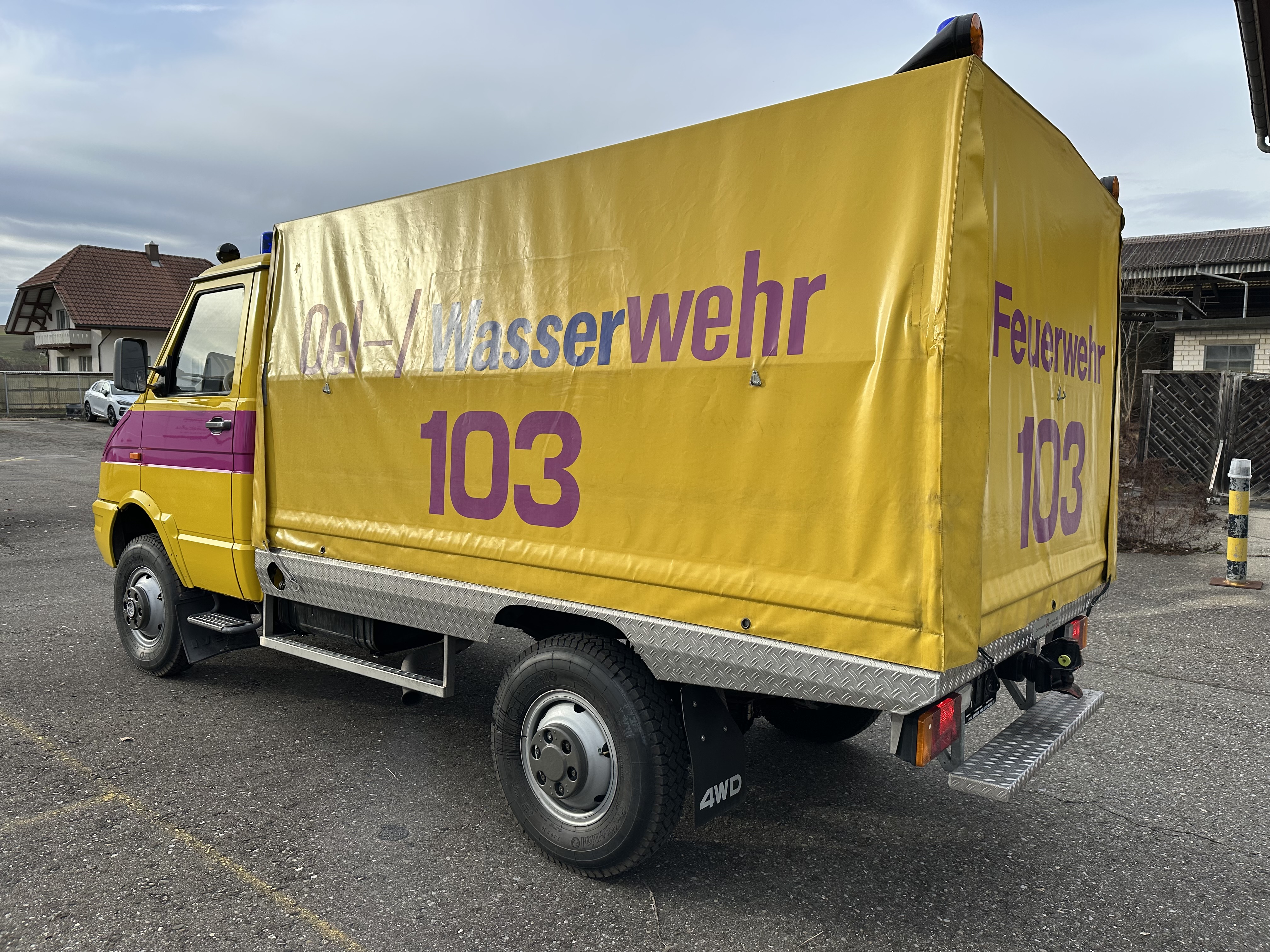 IVECO 40-10W Turbo Daily 4X4 / nur 5600km gefahren kein AdBlue und störende Elektronik