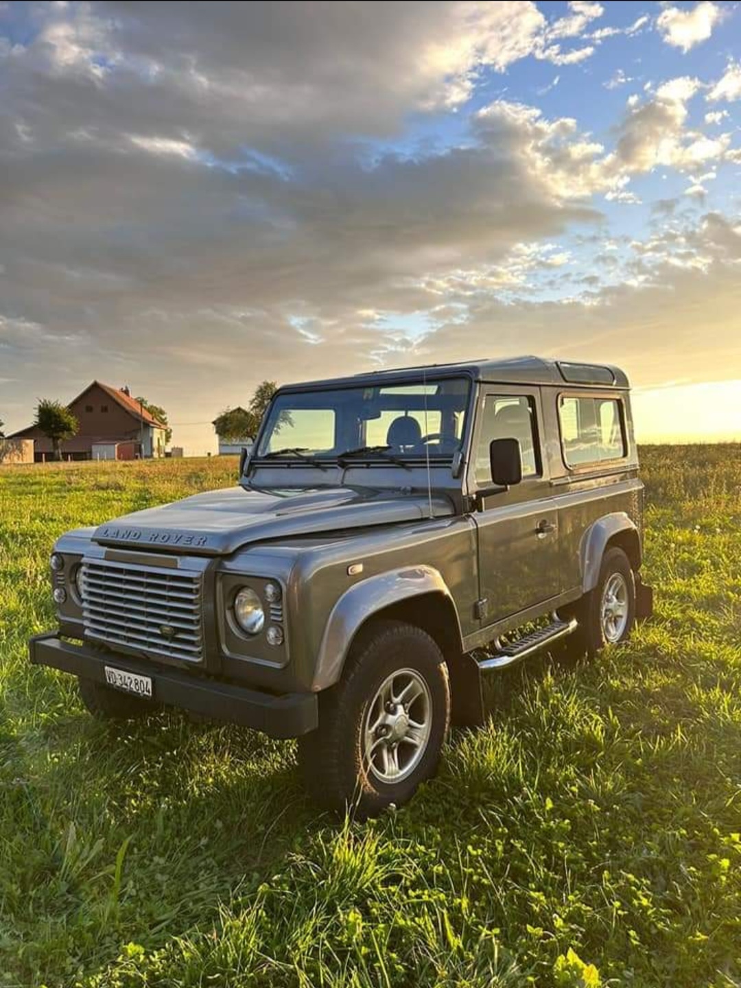 LAND ROVER Defender 90 SW 2.4Tdc