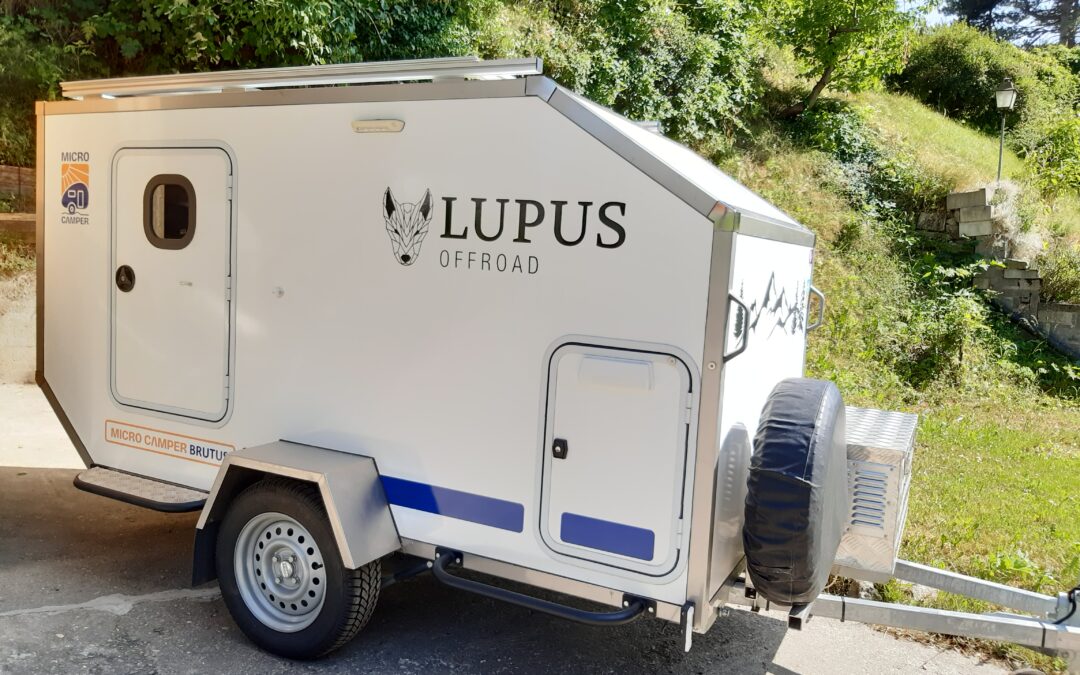 Square-Drop Micro Camper Brutus