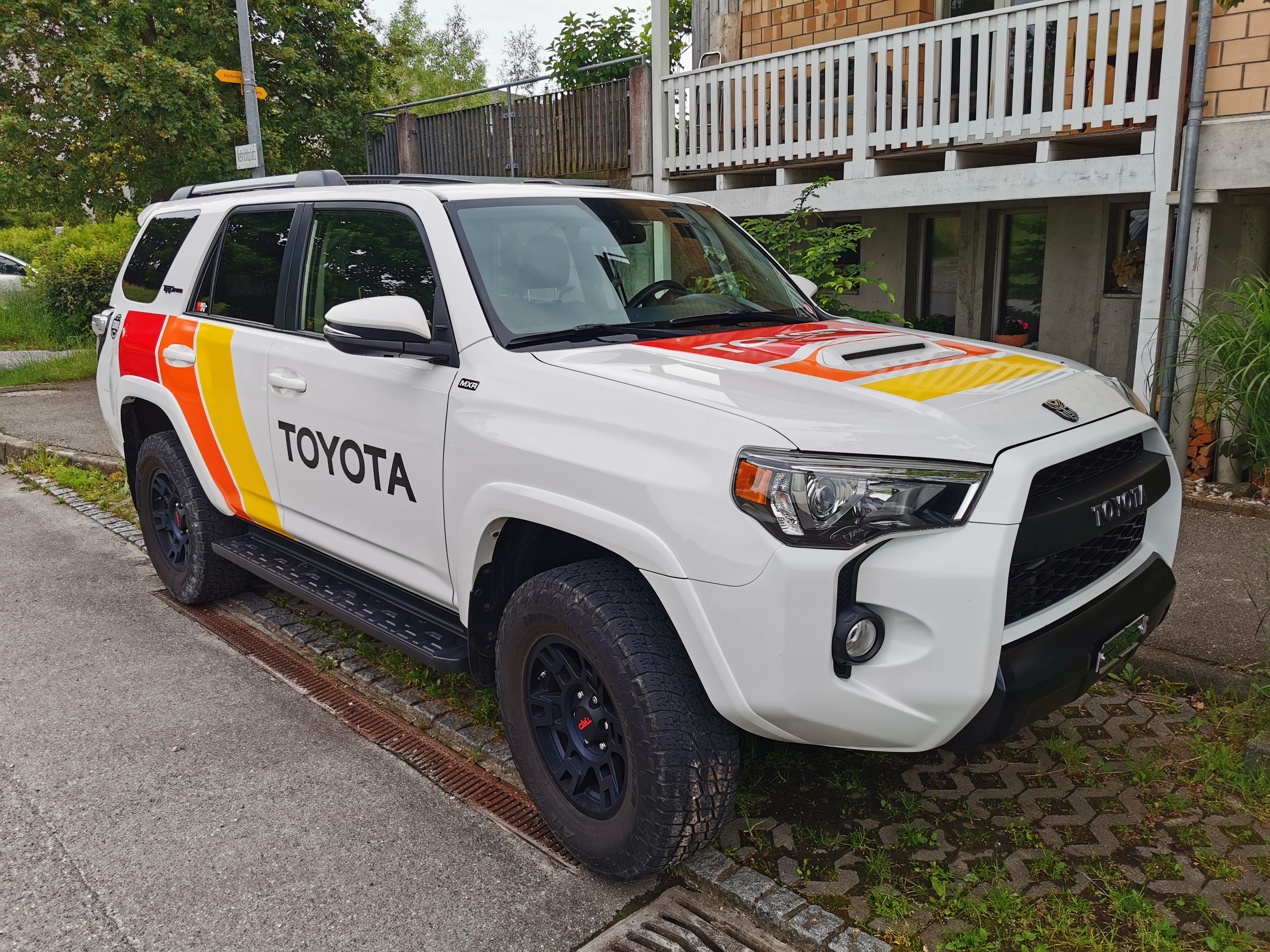 Toyota 4-Runner TRD pro frisch ab Service!