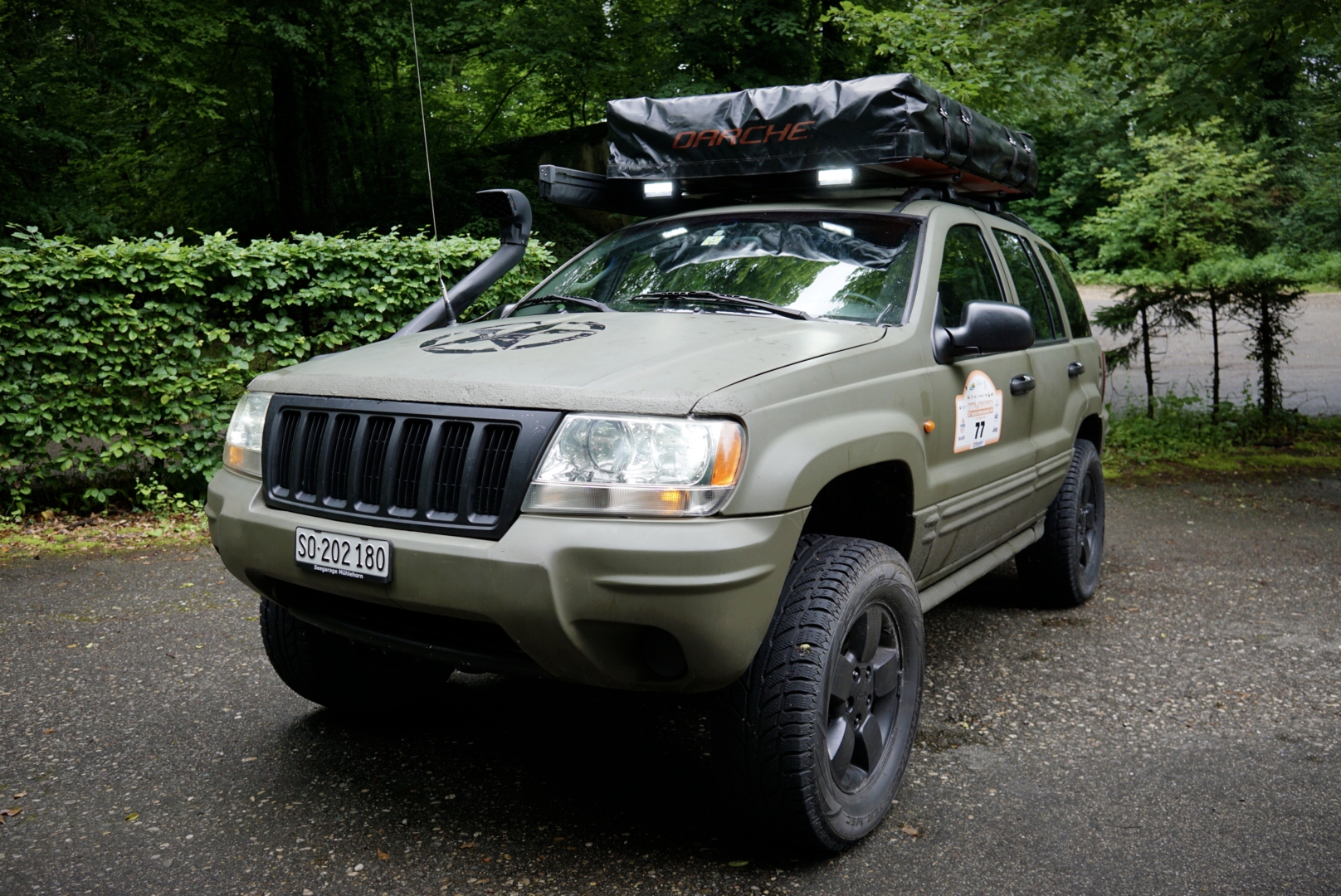 Jeep Grand Cherokee 2.7 CRD WJ (2005) mit Mercedes-Diesel, Dachzelt & Offroad-Umbauten