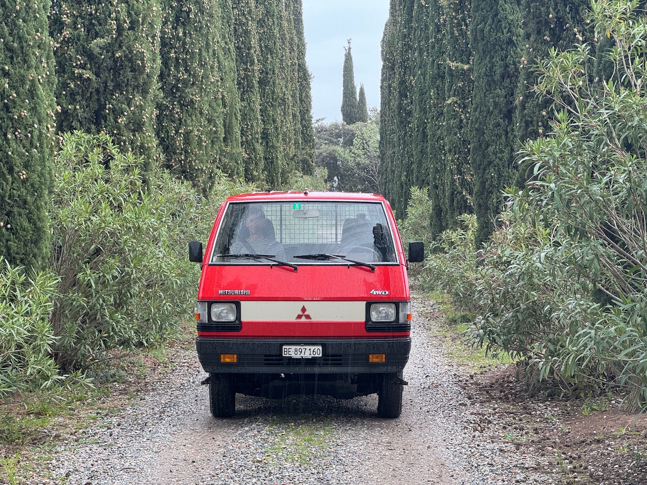 Mitsubishi L300 4×4