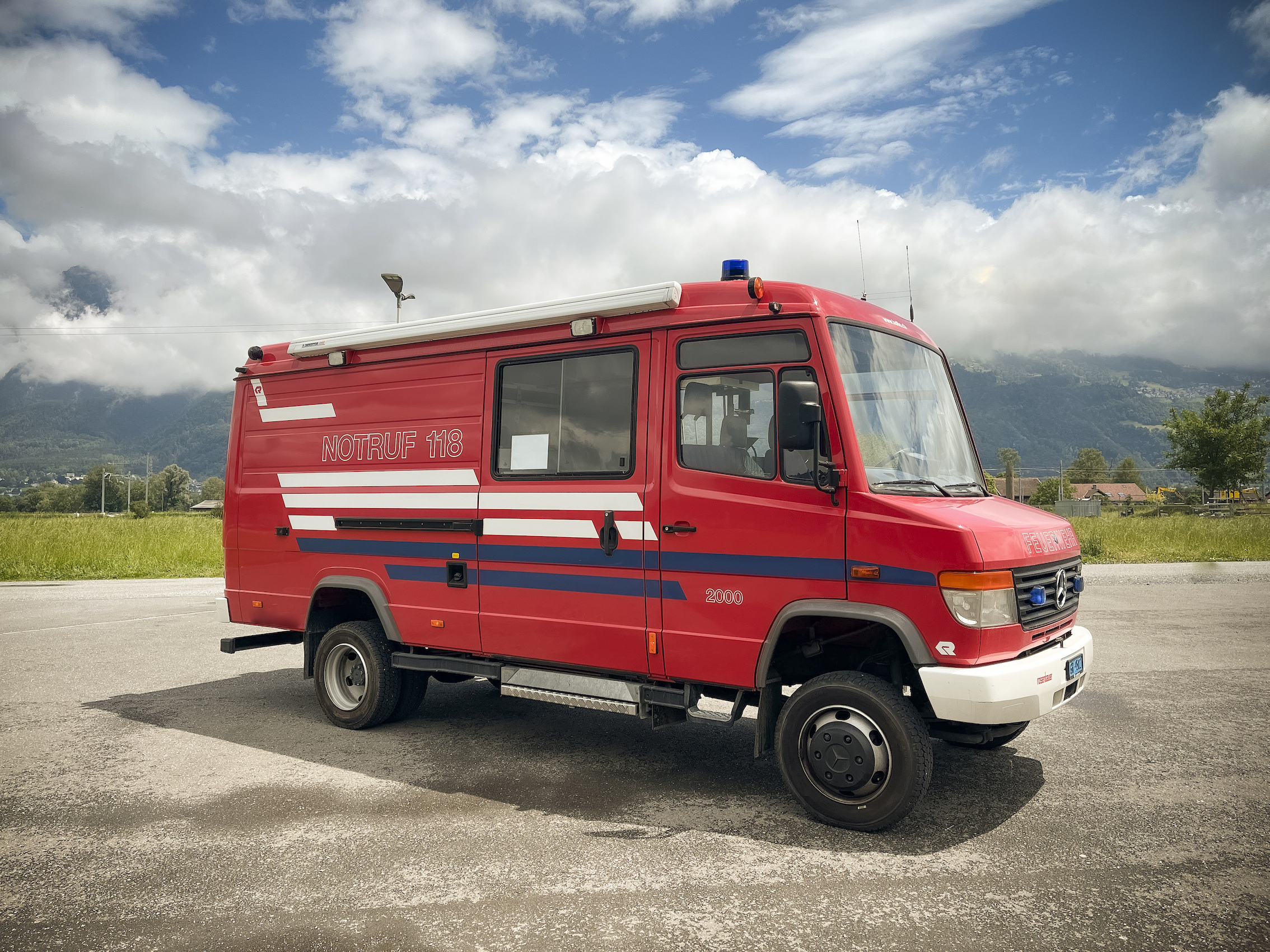 Mercedes Vario 815D 4×4