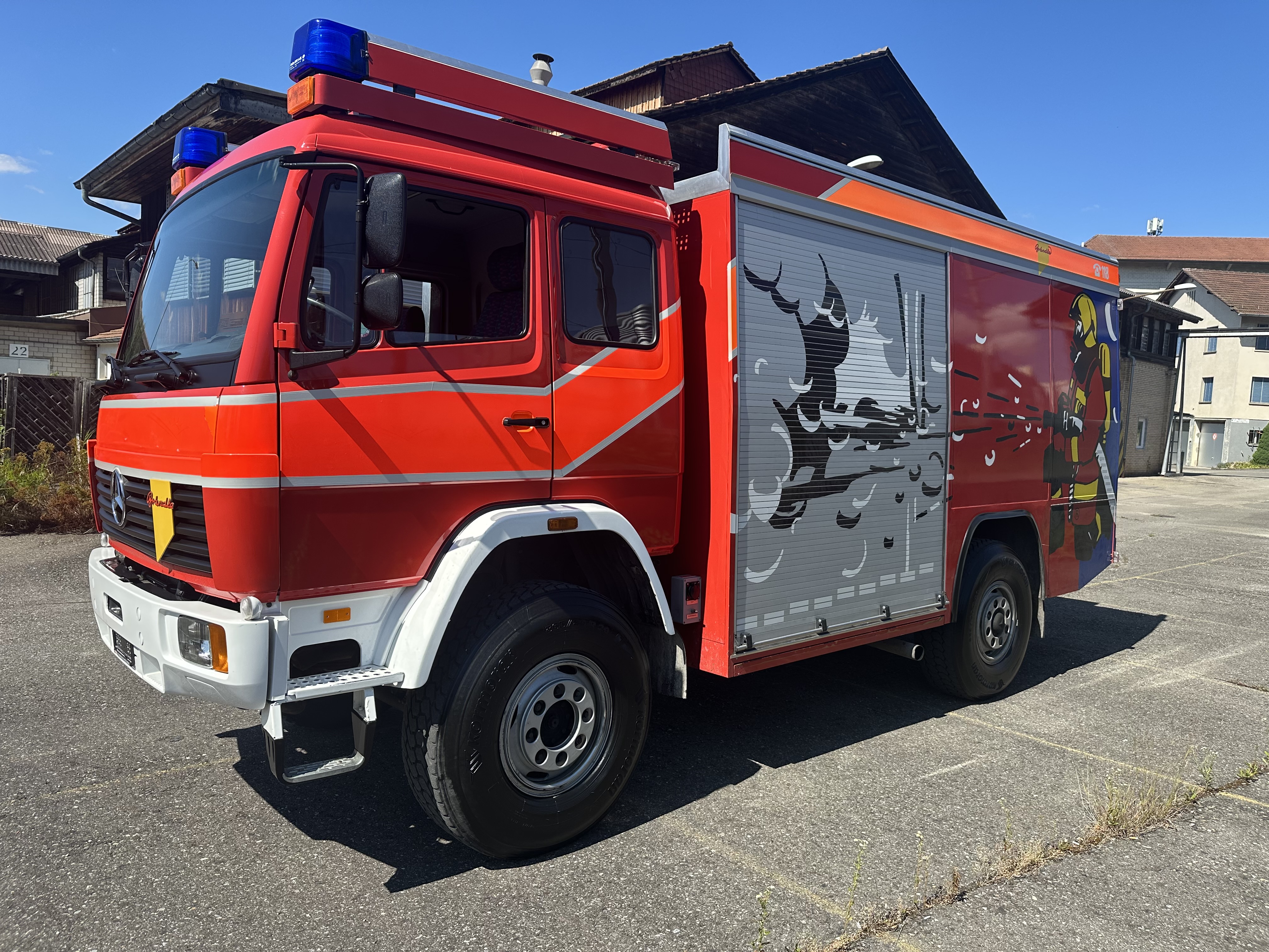 Mercedes-Benz 1224 4×4 mit 2 Sperren