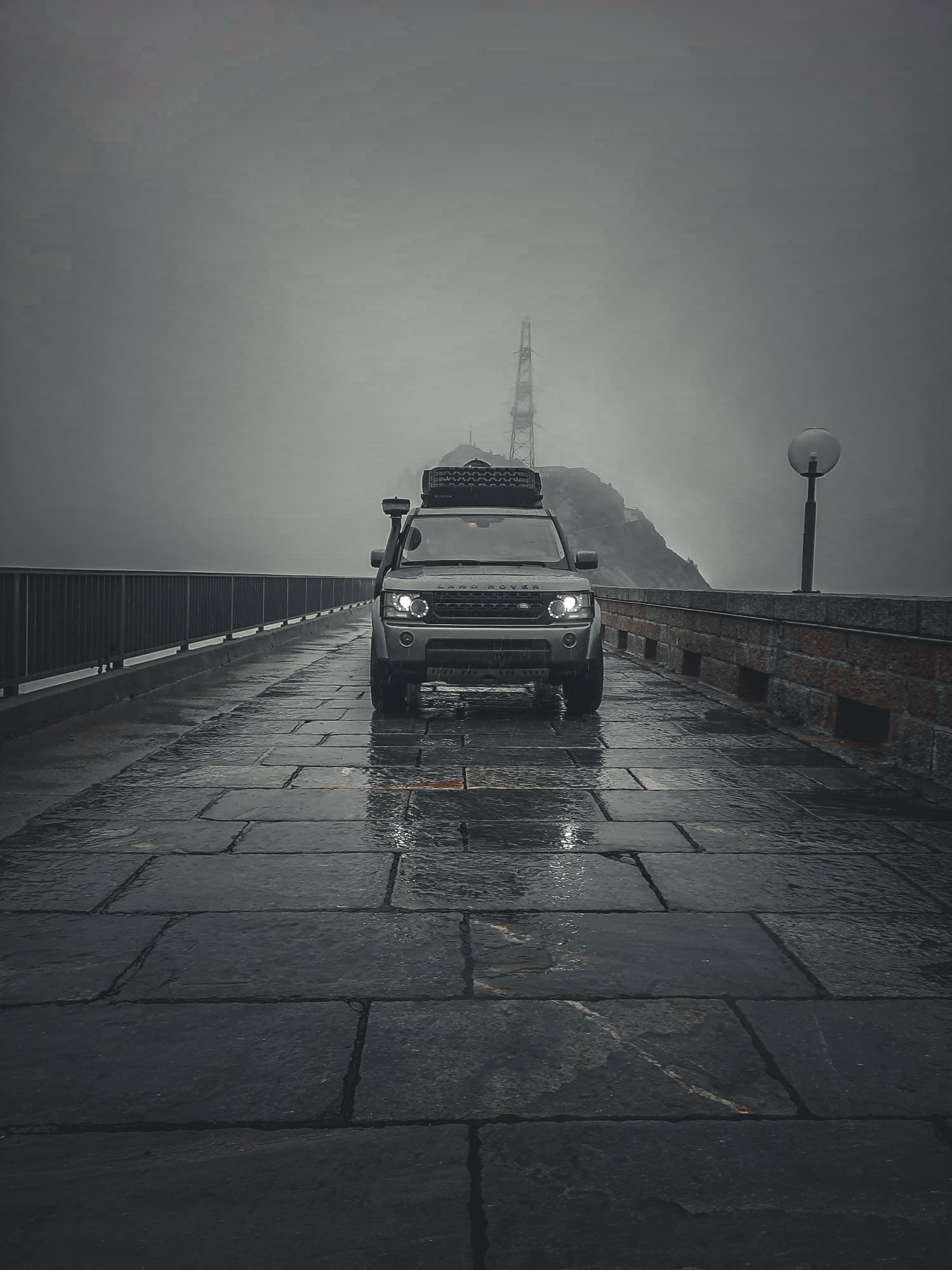 Land Rover Discovery 4 Expeditionsfahrzeug, reisefertig