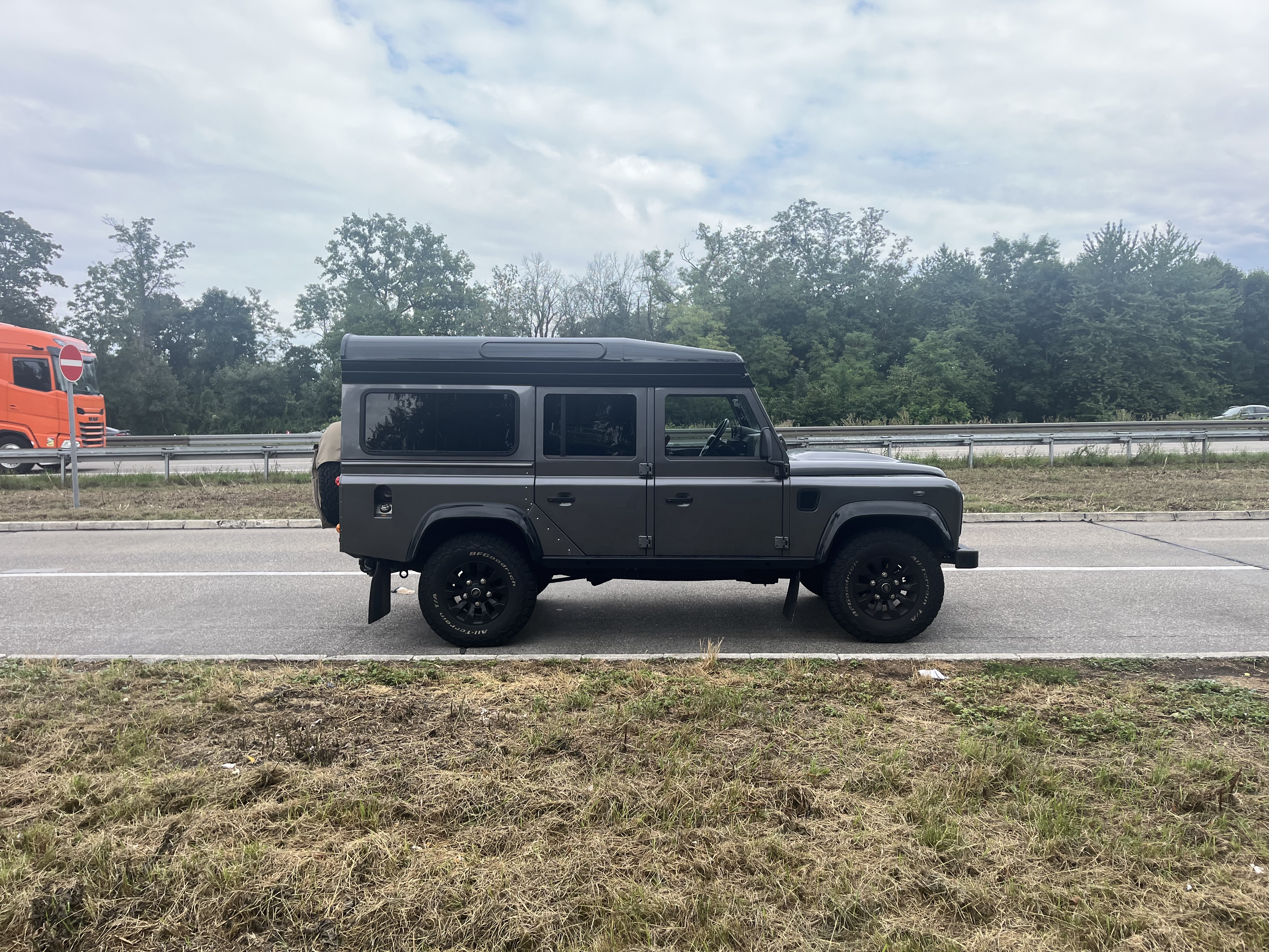 land rover defender 2.2 td4 landmark land rover defender 2.2 td4 landmark