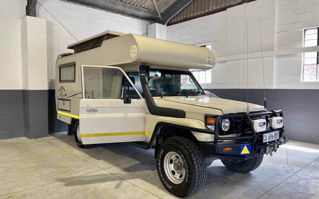 Toyota Landcruiser 4.5 6 Zylinder Benzin 174 PS